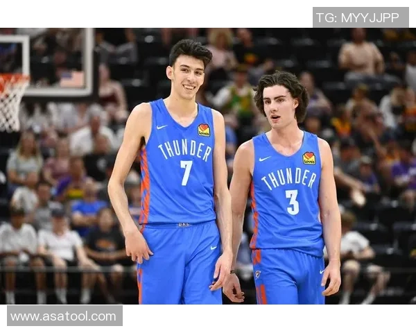 切特霍姆格伦的篮球之路：从天赋少年到NBA新星的成长故事